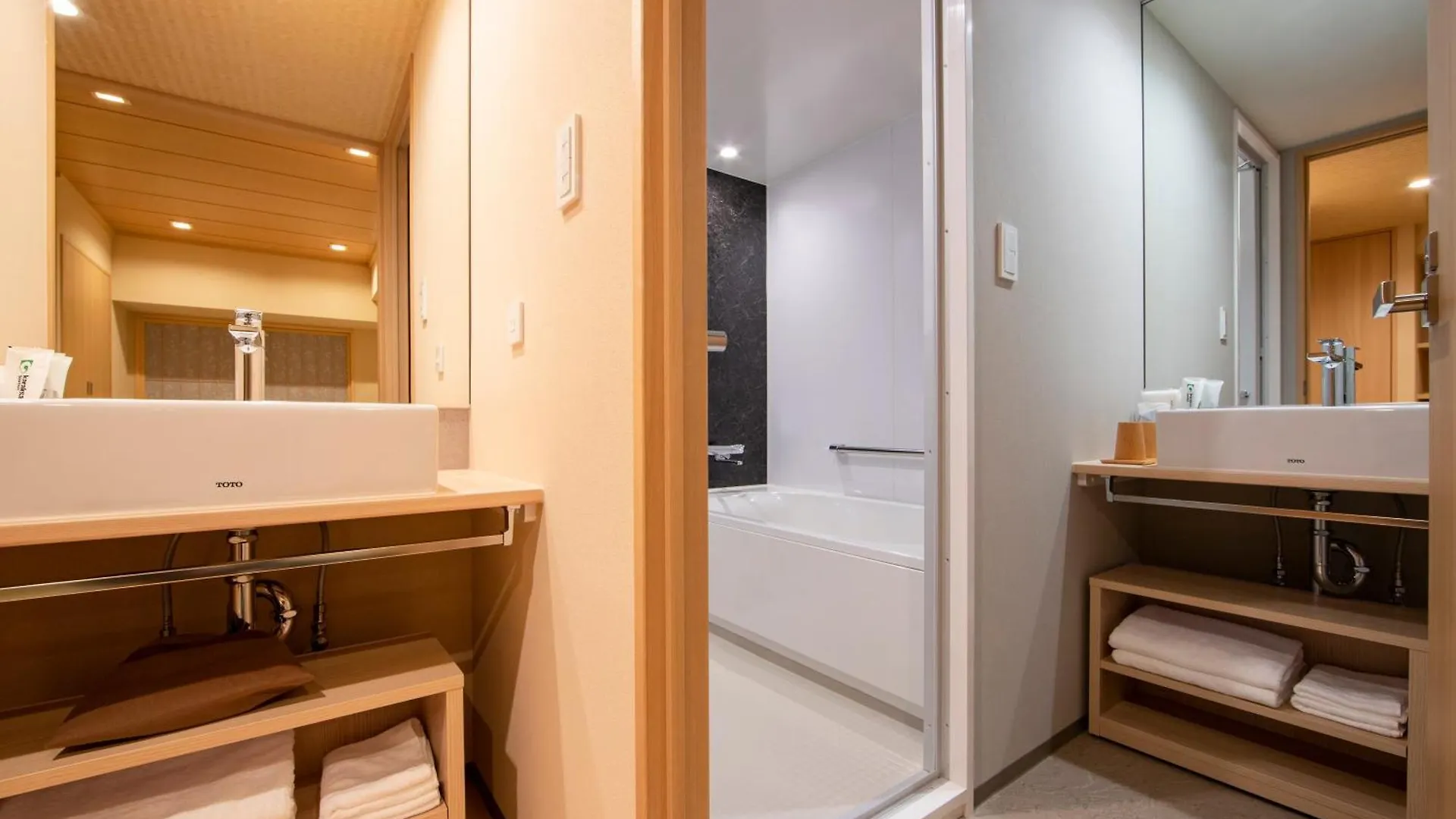 Karaksa Hotel Tokyo Station 4*,  Japan