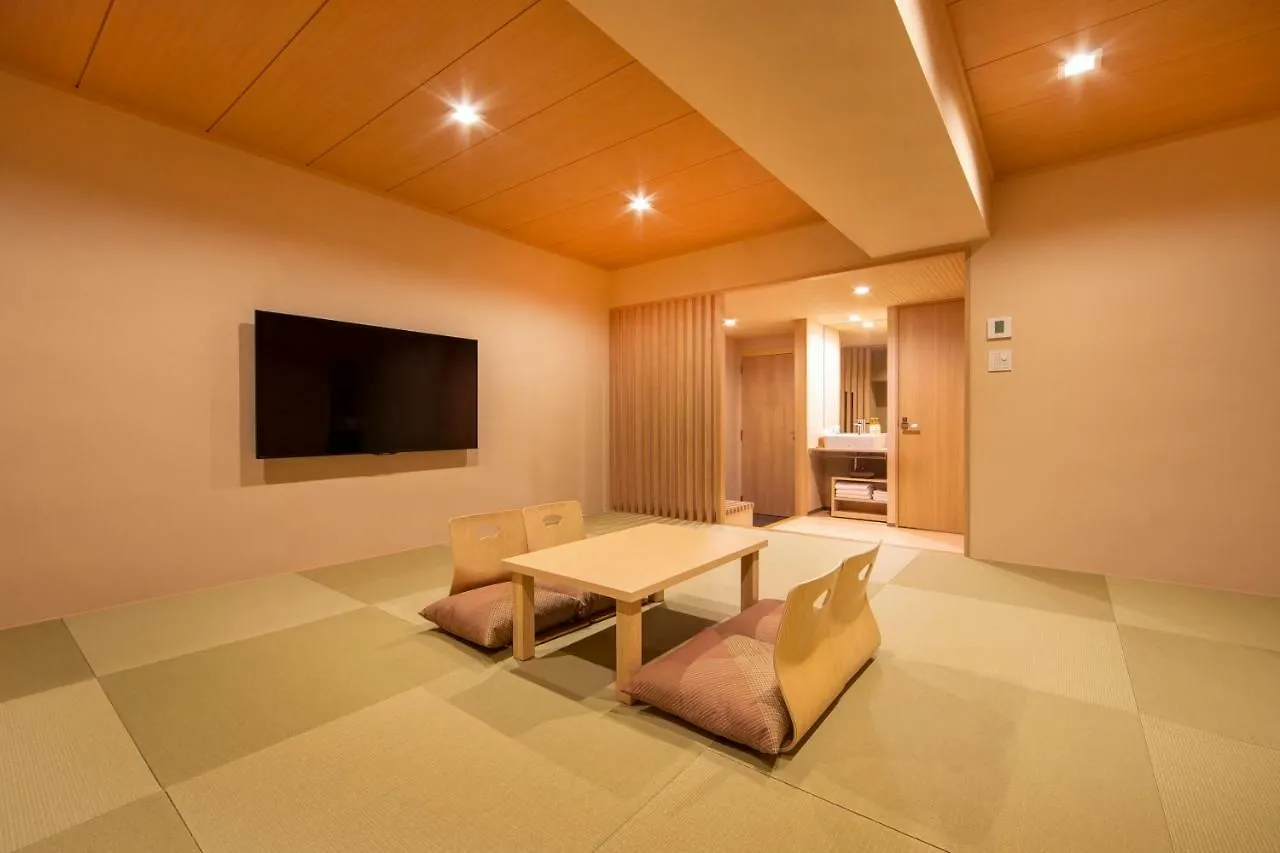 Karaksa Hotel Tokyo Station 4*,  Japan