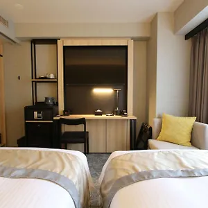 Western Sakae Япония