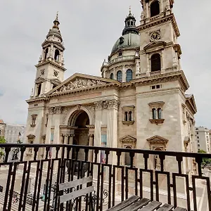 https://pals-hostel-and-apartments.inbudapesthotels.com