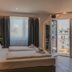 Otel Florum ****