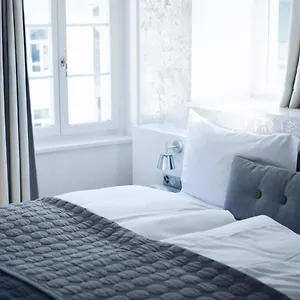 Otel Roessli ***