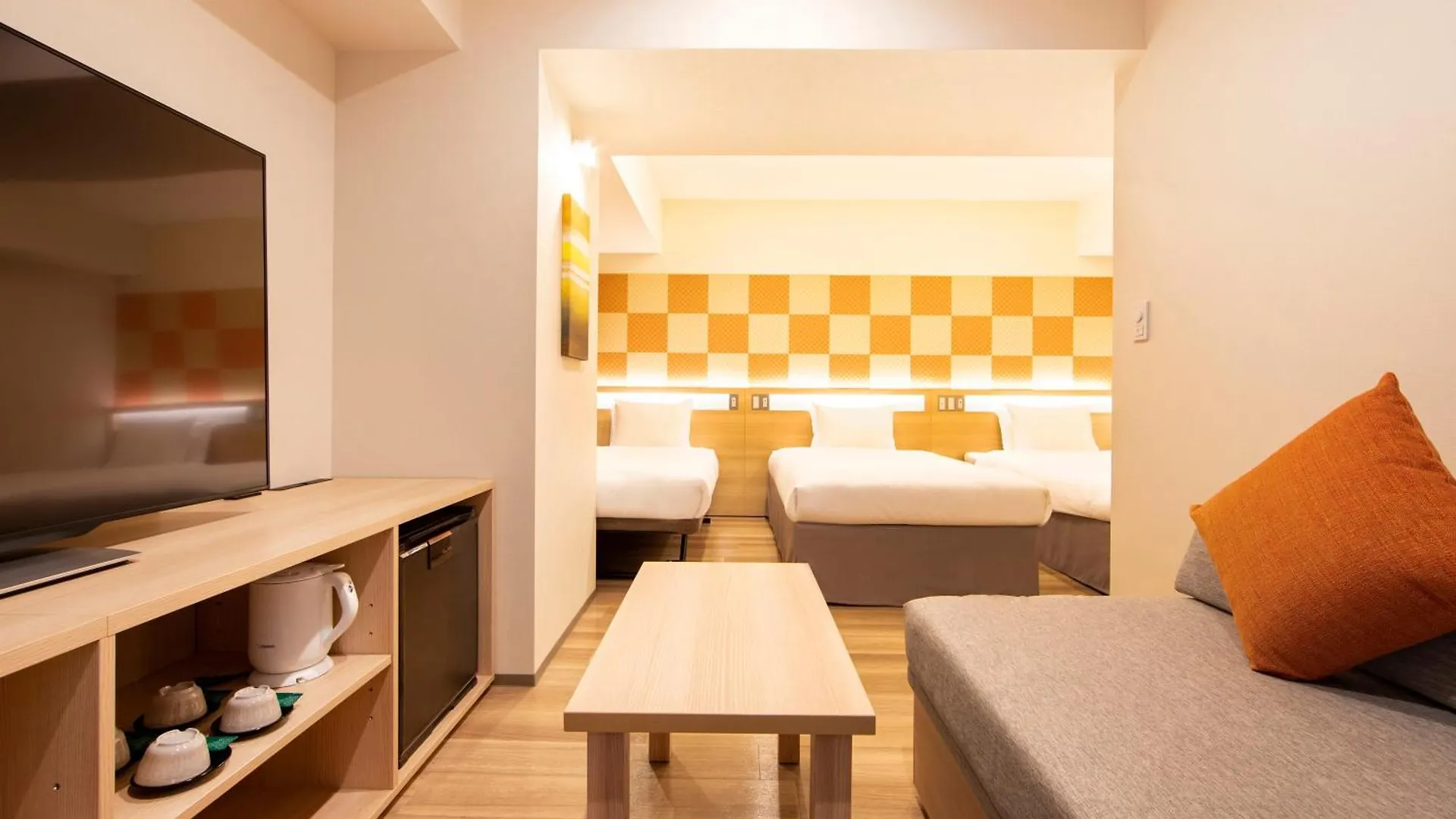 Karaksa Hotel Tokyo Station 4*,  Japan